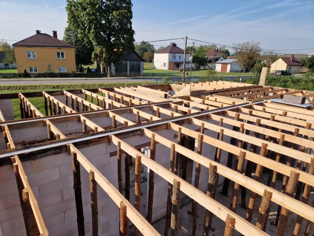 Budowa domu w Czarnej Sędziszowskiej (12)