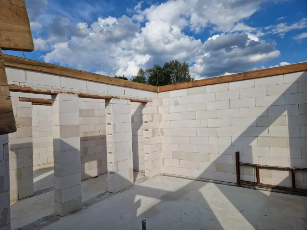 Budowa domu w Czarnej Sędziszowskiej (8)