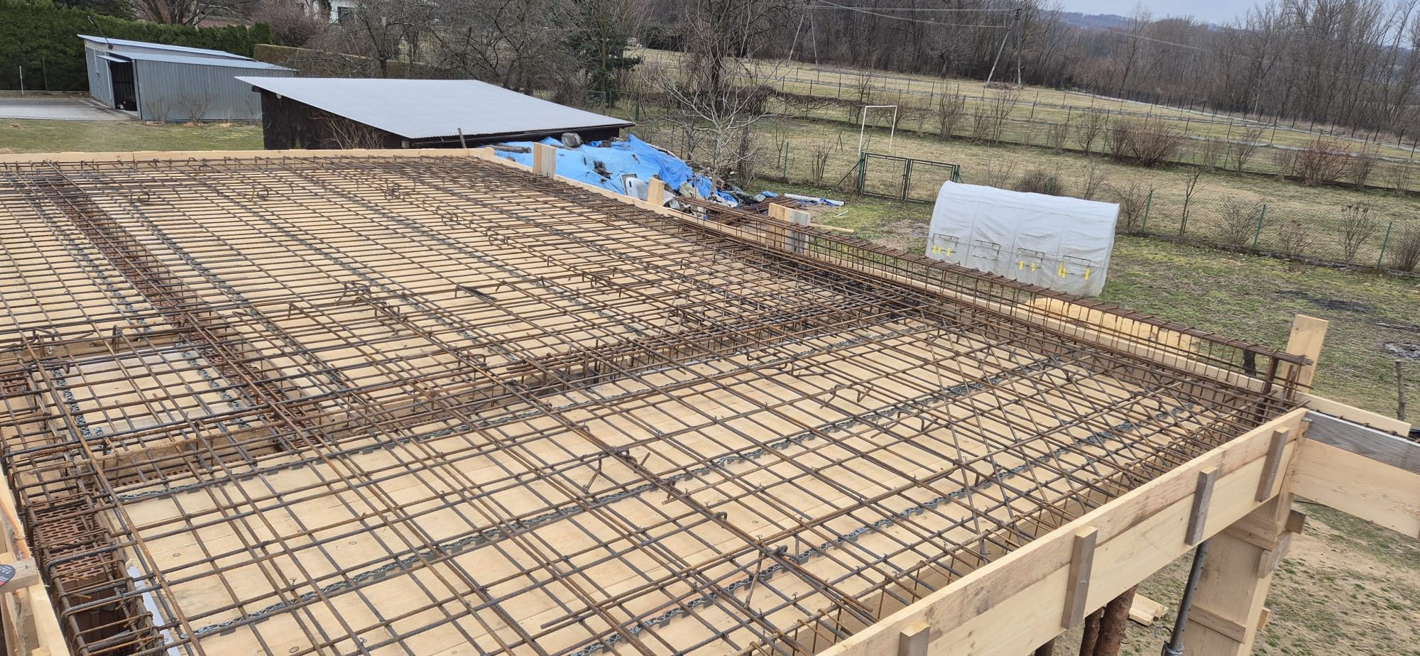 dc63e098-71ee-44b9-9385-ddfa26782117